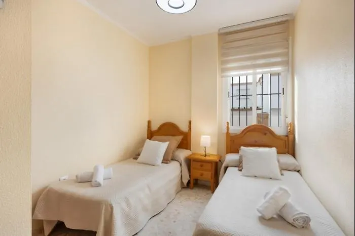Sorolla Rota Free Parking By Staycare 0*,